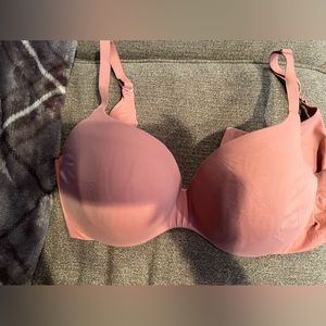 Victoria’s Secret lined Demi bra